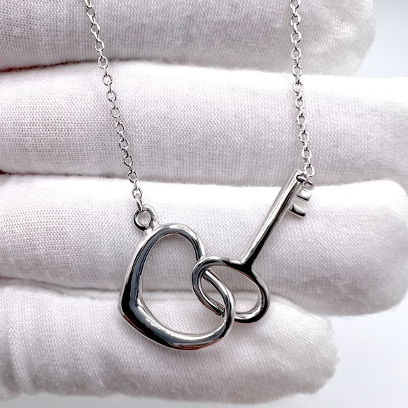 Sale $28! Sterling Silver Floating Heart & Key Necklace - Picture 7 of 15